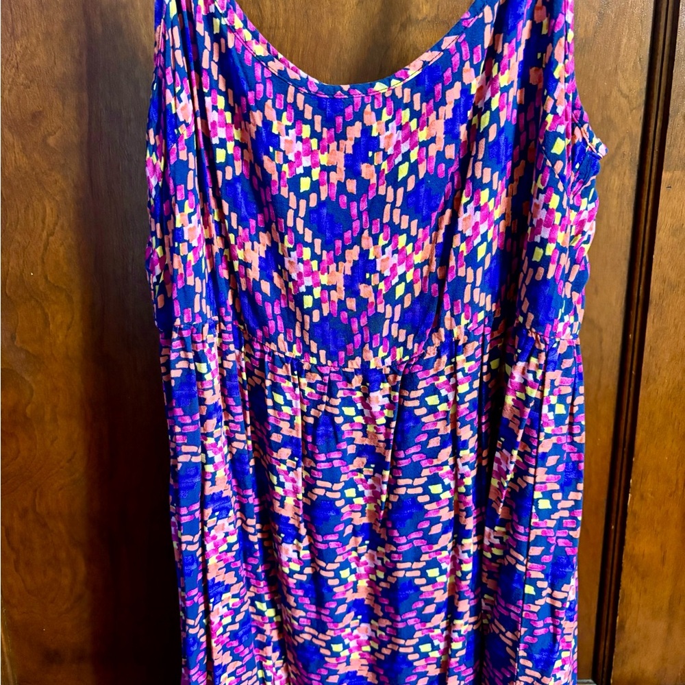 Mini dress - Picture 2 of 3